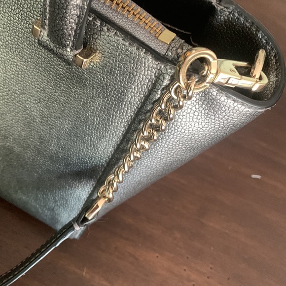 Kate Spade Small Leather 3-Compartment Convertible Tote - Picture 4 of 13